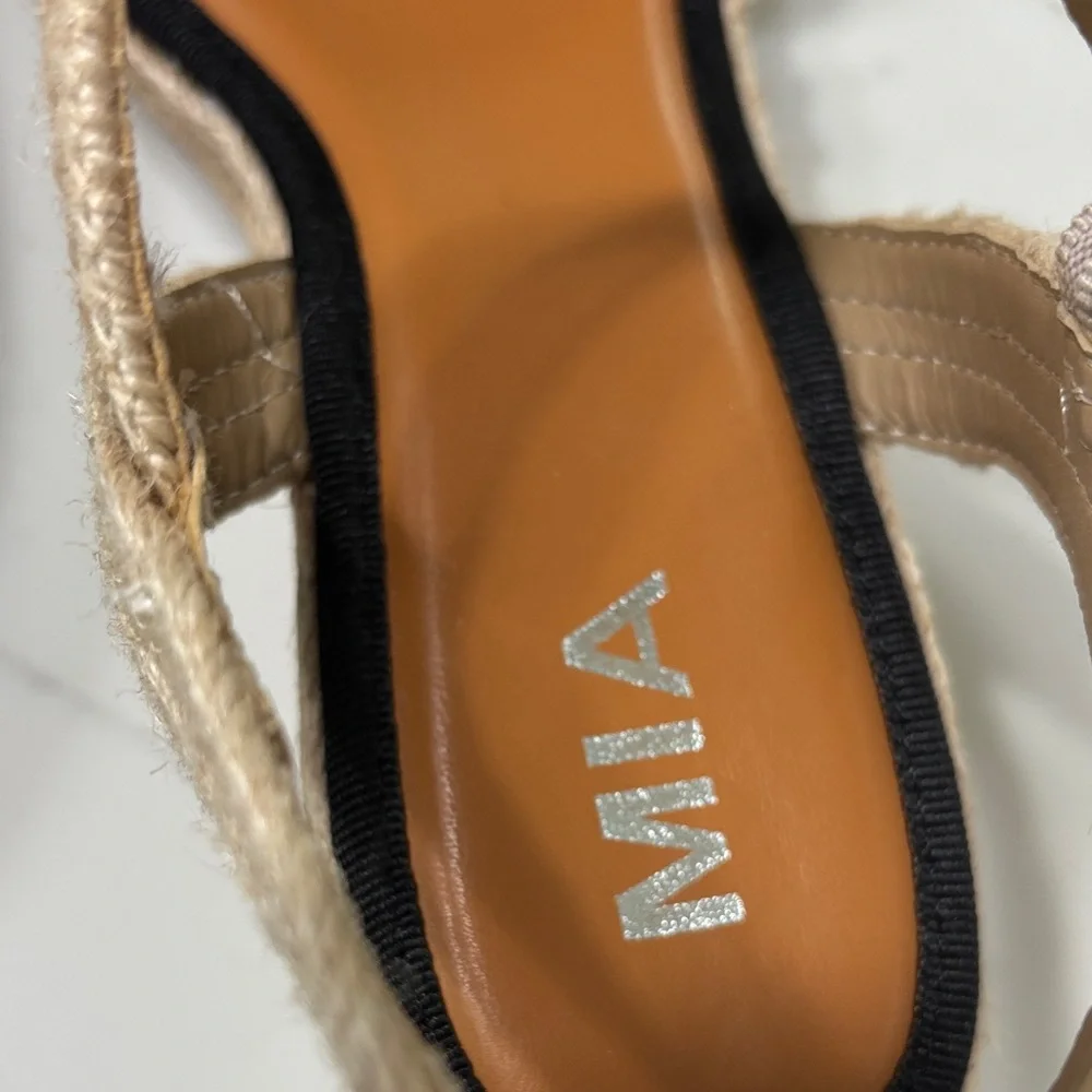 MIA chic espadrille